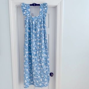 Size small maxi dress.